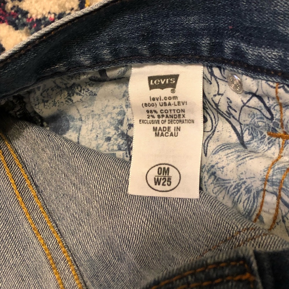 Levi’s Skinny Jeans - Picture 6 of 8